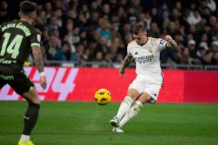 马竞3-1逆转莱加内斯，马德里竞技全取三分取胜